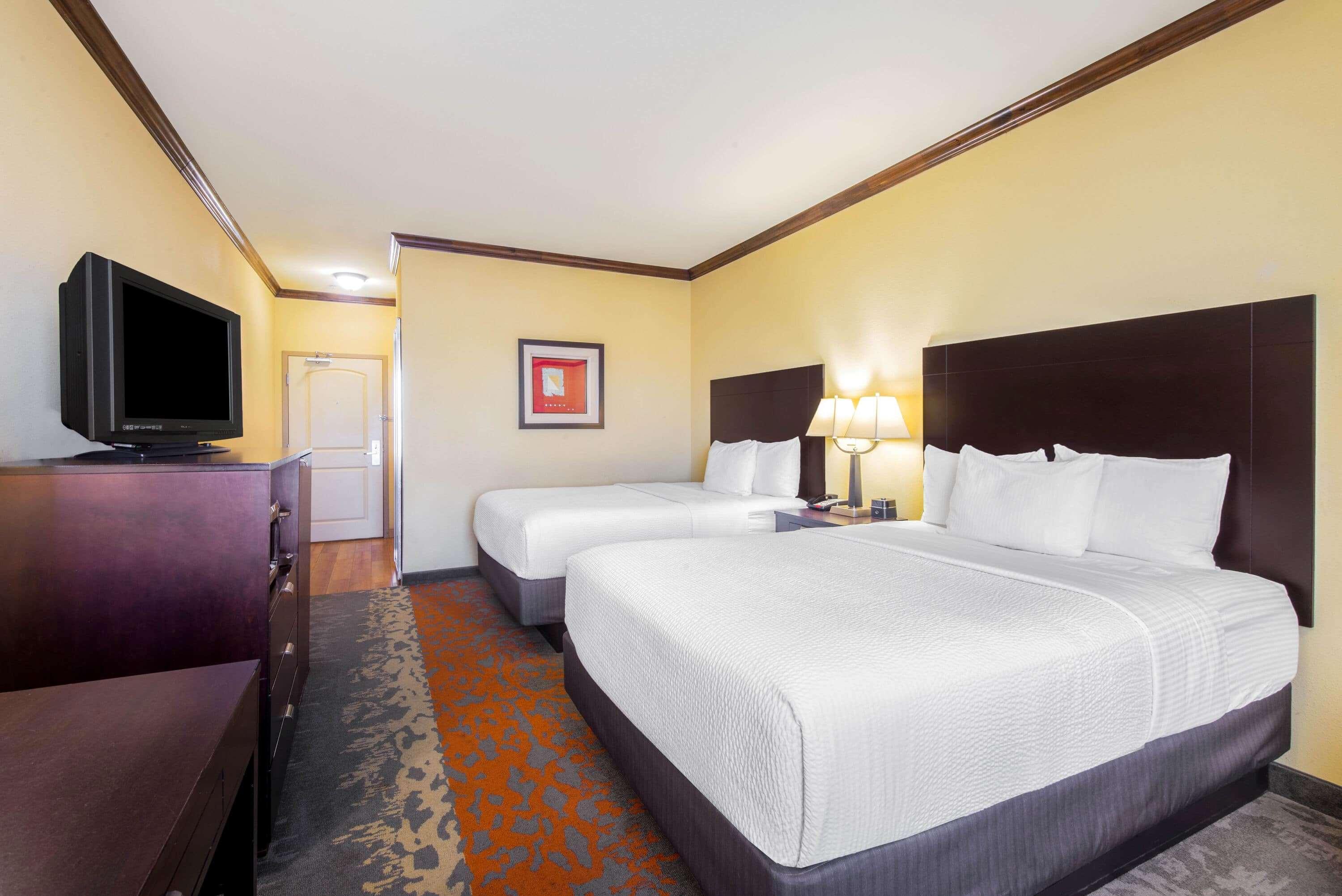 La Quinta By Wyndham Eastland Hotel Exterior photo