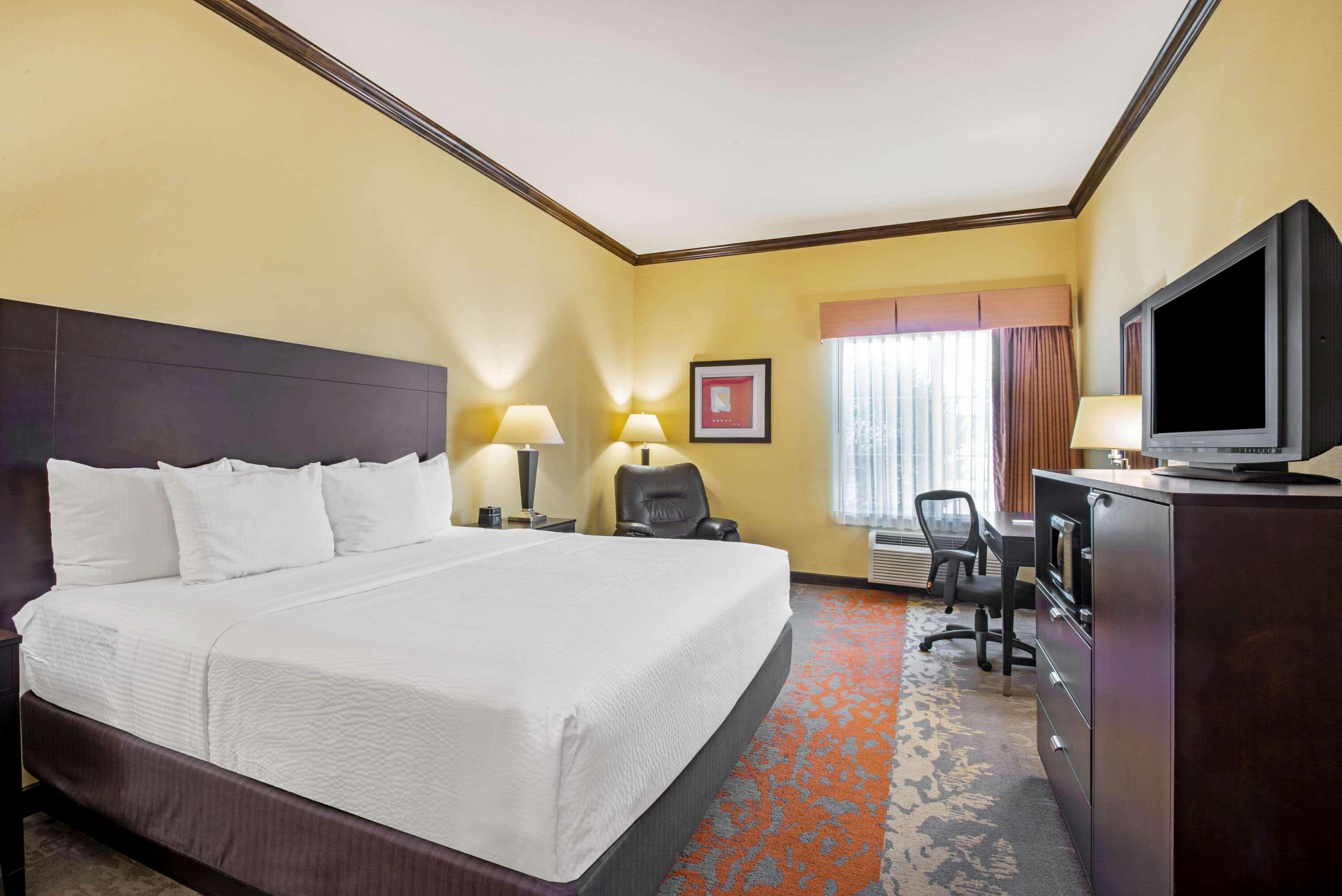 La Quinta By Wyndham Eastland Hotel Exterior photo