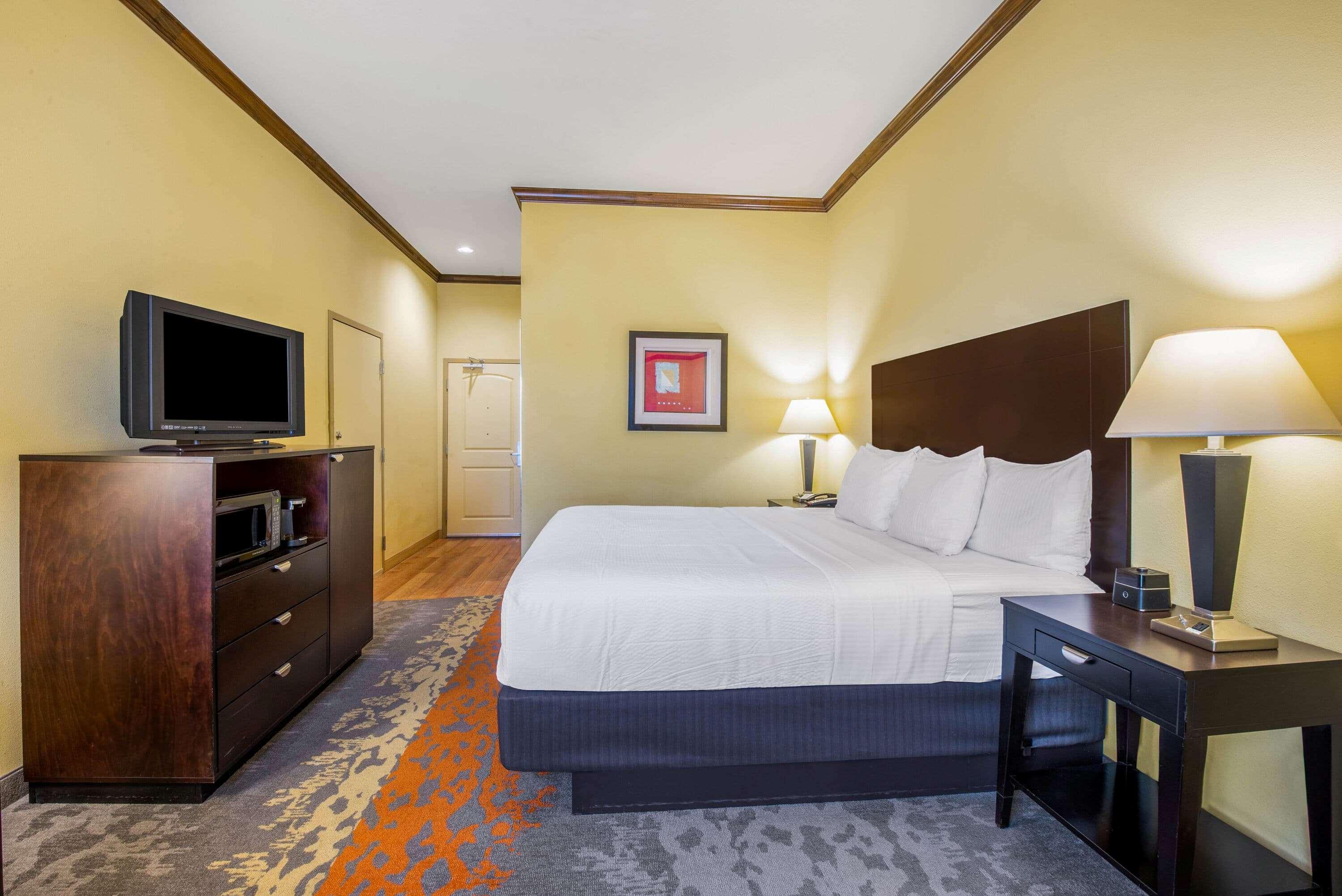 La Quinta By Wyndham Eastland Hotel Exterior photo